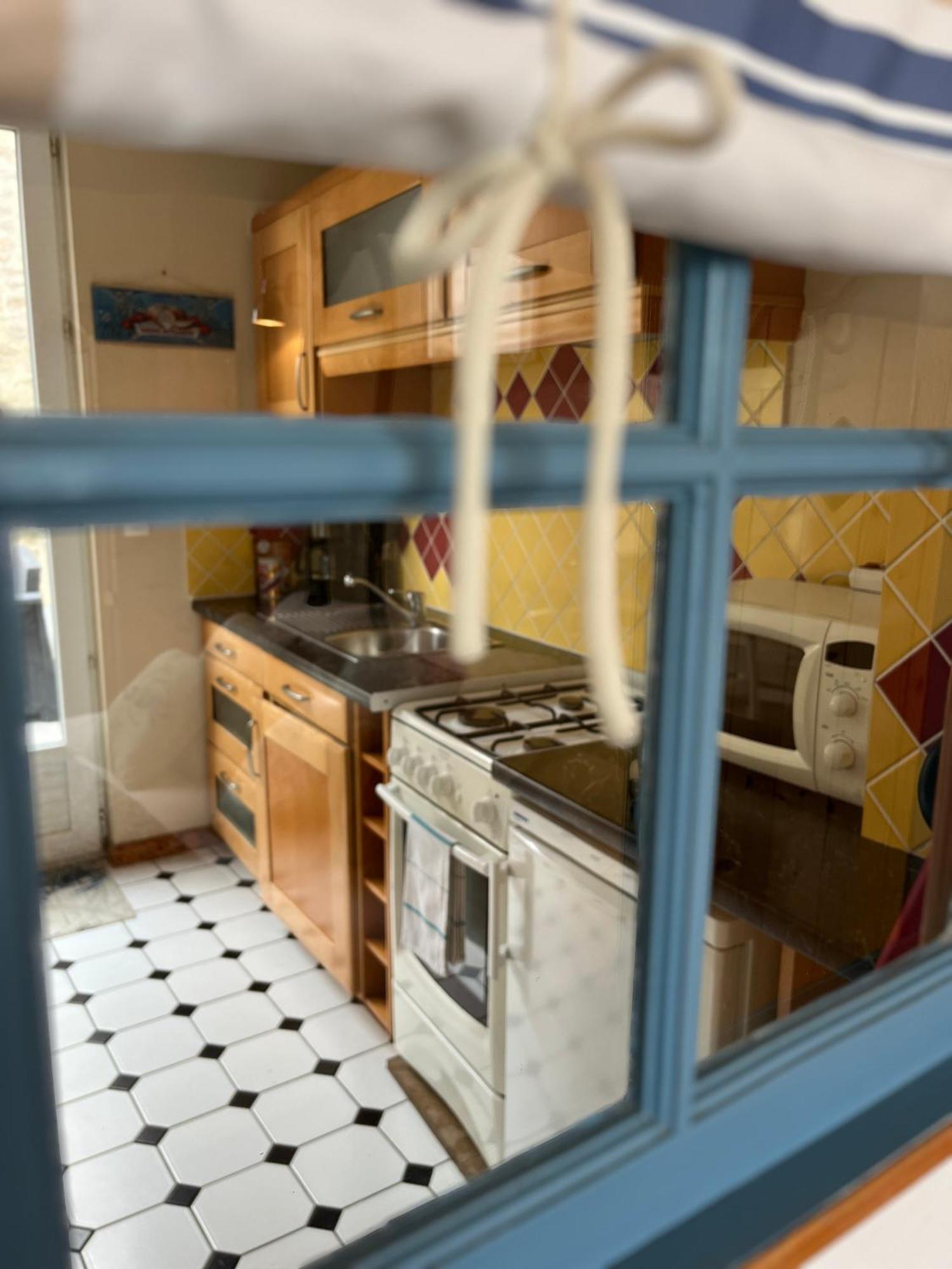 Les Transats Chambre Et Appartements Face A La Mer Barfleur Buitenkant foto