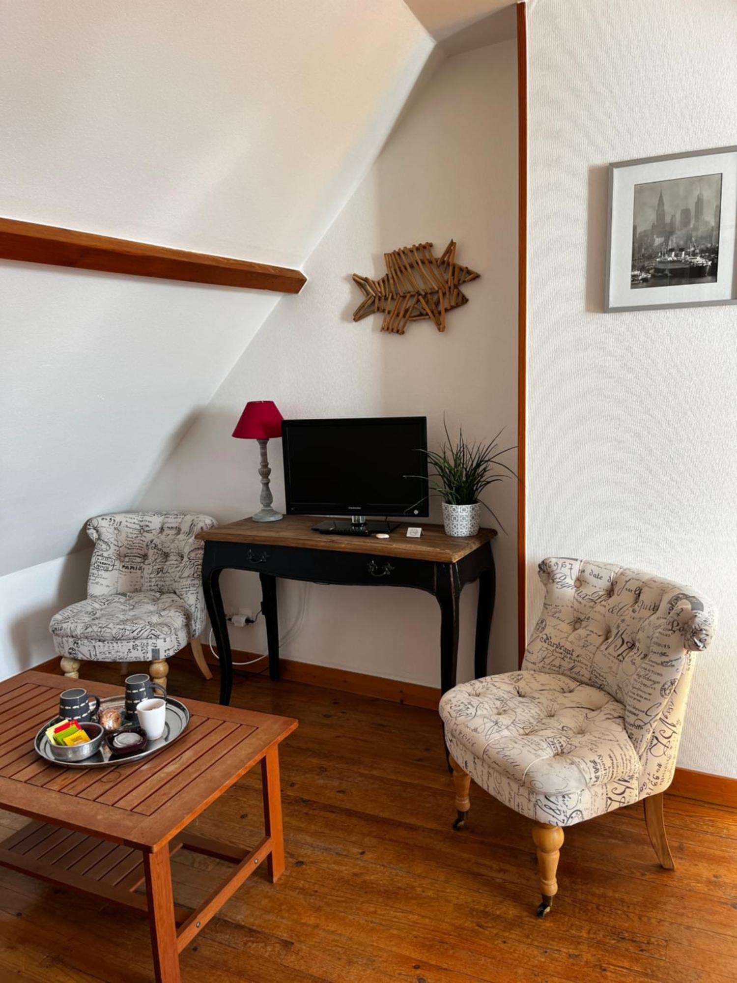 Les Transats Chambre Et Appartements Face A La Mer Barfleur Buitenkant foto