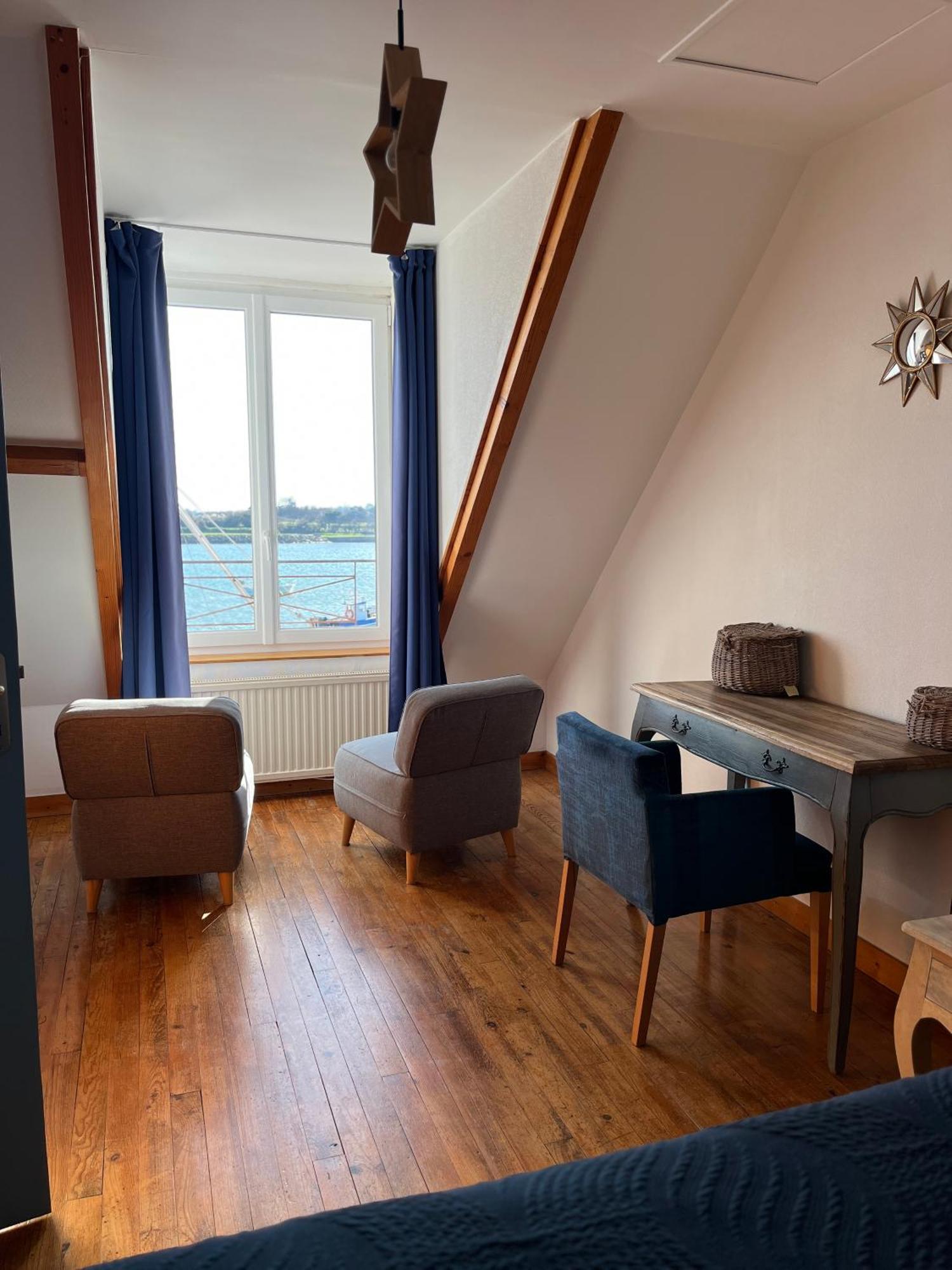 Les Transats Chambre Et Appartements Face A La Mer Barfleur Buitenkant foto