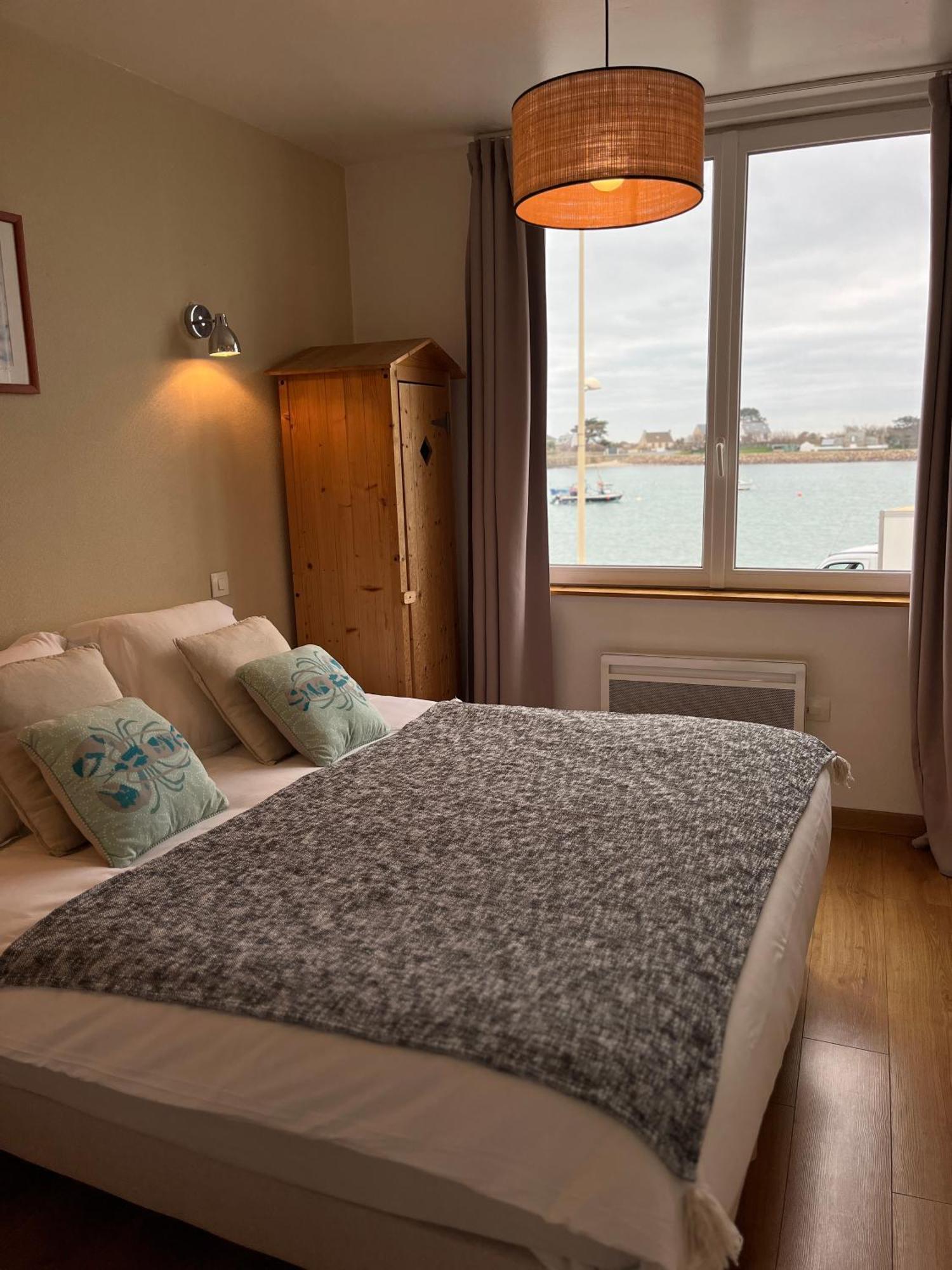 Les Transats Chambre Et Appartements Face A La Mer Barfleur Buitenkant foto